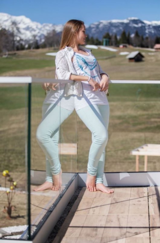 Glasbrüstung – Bild 1