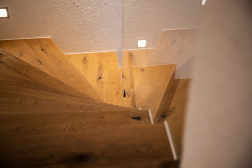 Glasstiegen – Bild 1